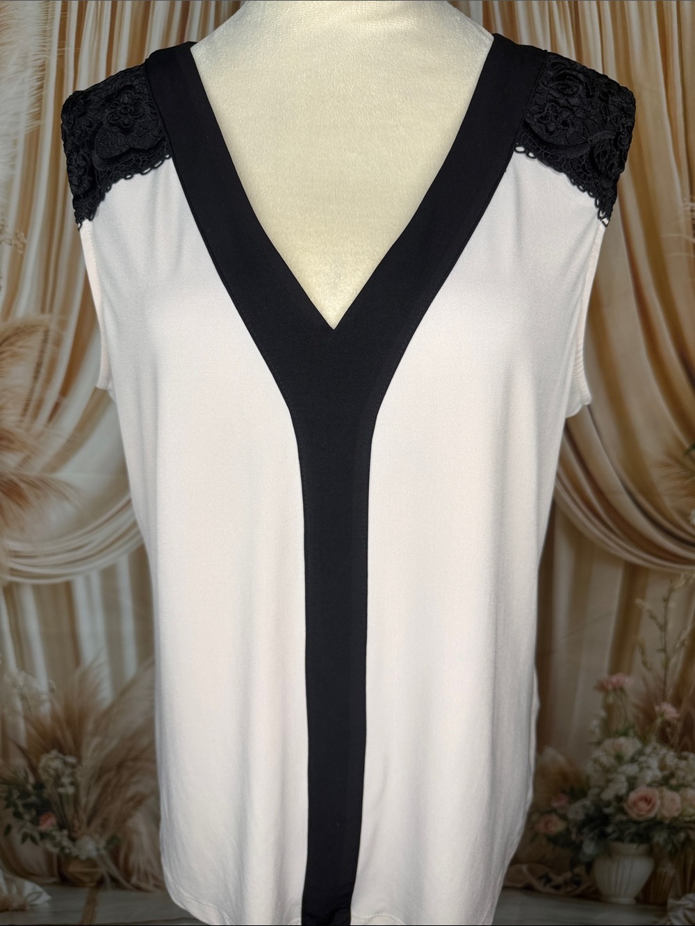 Karl Lagerfeld Cream and Black V-Neck Lace-Shoulder Blouse